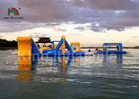 La chaleur - bleu géant de soudure parcs aquatiques gonflables de 30 * de 25m pour des adultes et des enfants